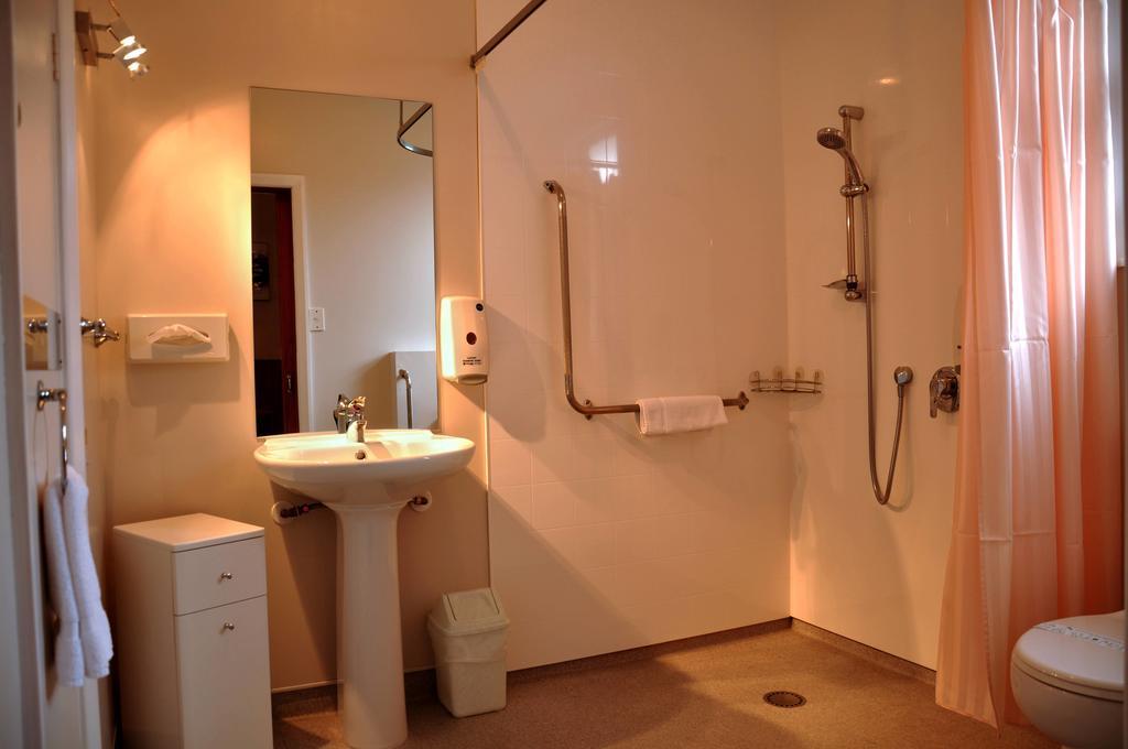 Feilding Motel Room photo