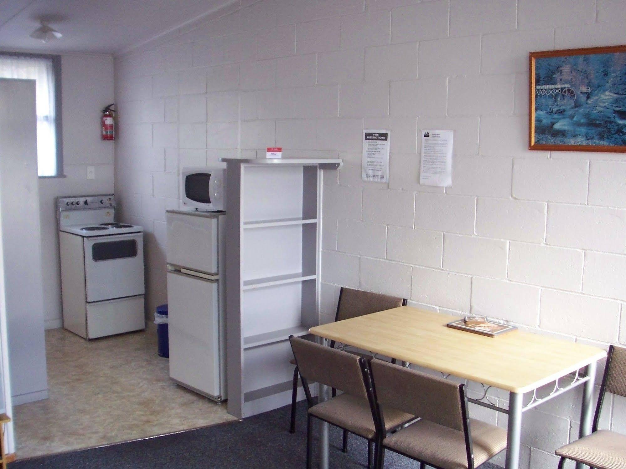 Feilding Motel Exterior photo